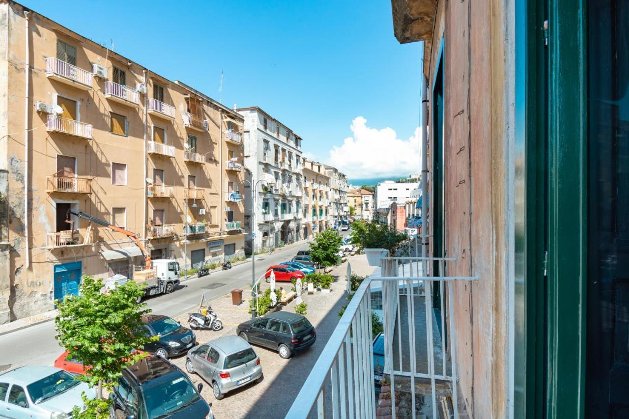 Ammos Suite Sorrento Coast Кастелламмаре-ди-Стабия Экстерьер фото
